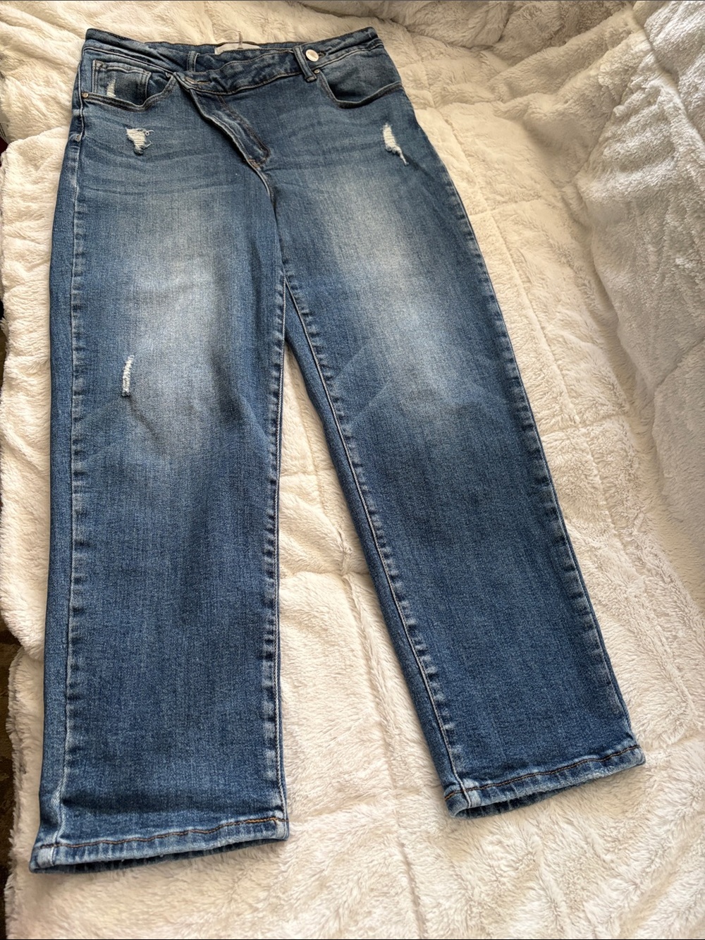 Women's Straight-Leg Jeans in Medium Blue with Light Distress
